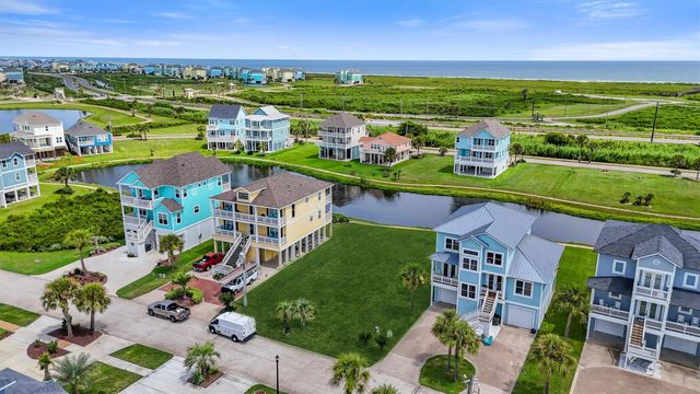 26727 Bay Water Drive, Galveston, TX 77554