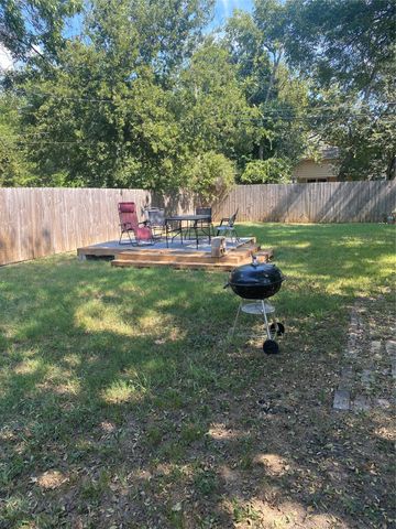 2746 Exeter Avenue, Dallas, TX 75216