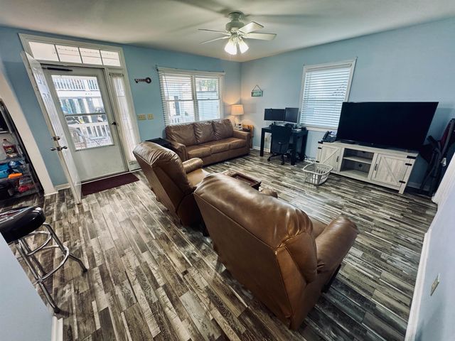 6001 - N65 S Kings Hwy., Myrtle Beach, SC 29575