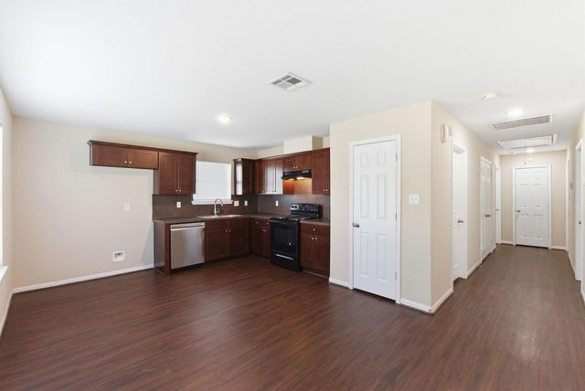 9334 Laura Koppe Road, Houston, TX 77078