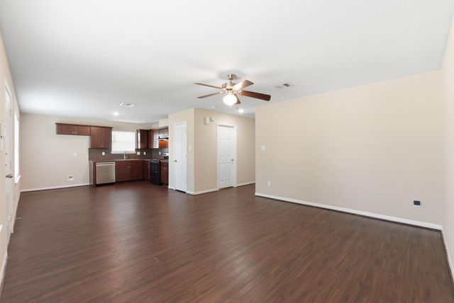 9334 Laura Koppe Road, Houston, TX 77078