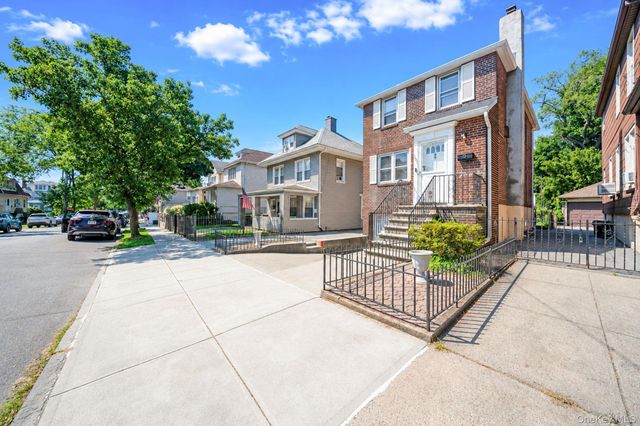 1621 Lurting Avenue, Bronx, NY 10461
