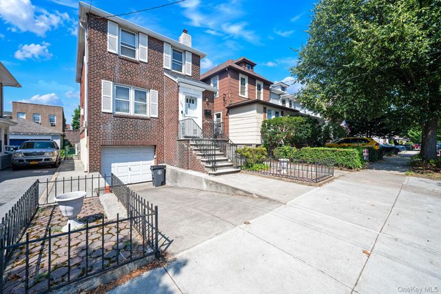 1621 Lurting Avenue, Bronx, NY 10461