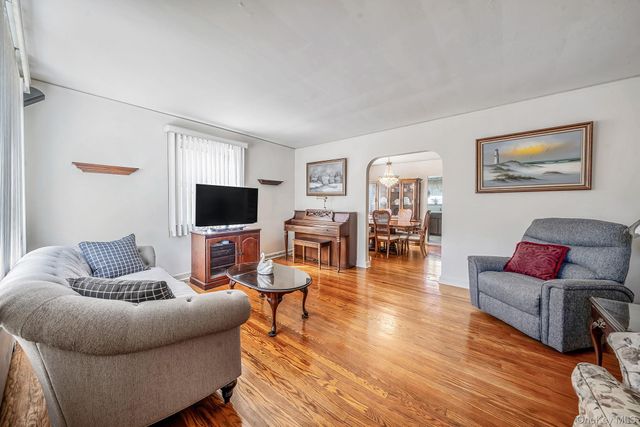 1621 Lurting Avenue, Bronx, NY 10461