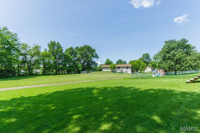 912 Warren Avenue, Warrenton, MO 63383
