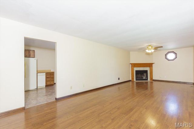 912 Warren Avenue, Warrenton, MO 63383