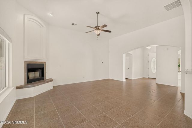 2933 E Springs Road, Las Cruces, NM 88011