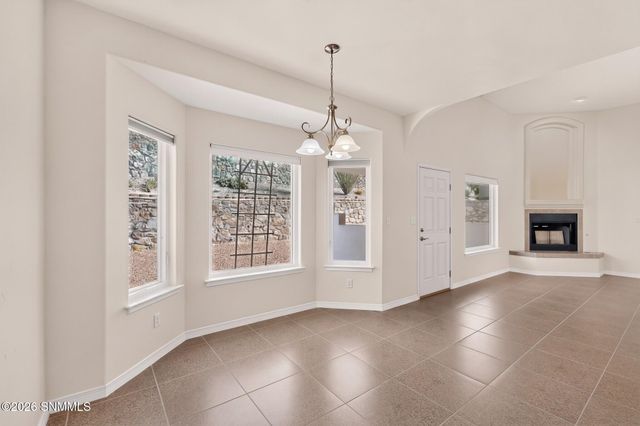 2933 E Springs Road, Las Cruces, NM 88011