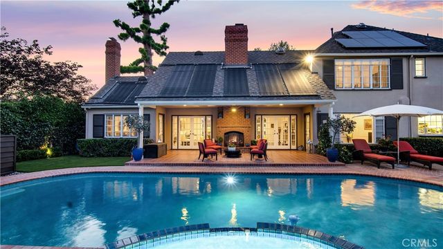 936 W River Lane, Santa Ana, CA 92706