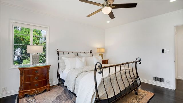 936 W River Lane, Santa Ana, CA 92706