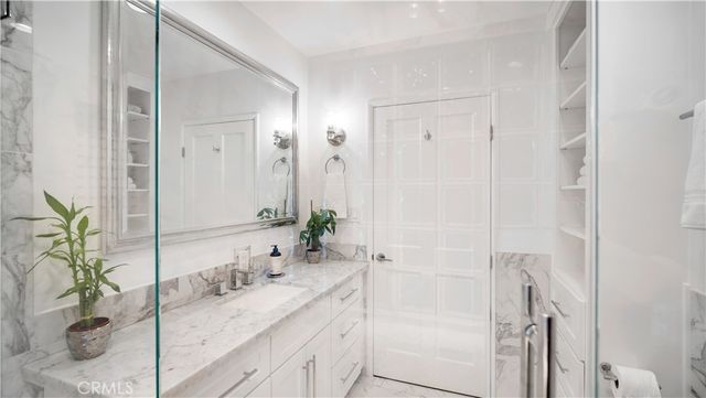 936 W River Lane, Santa Ana, CA 92706