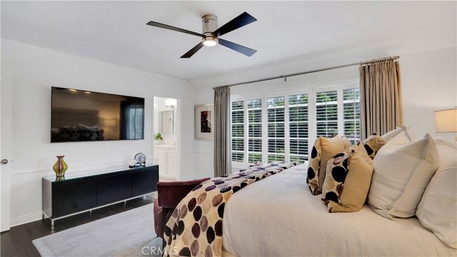 936 W River Lane, Santa Ana, CA 92706