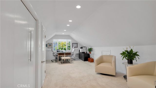 936 W River Lane, Santa Ana, CA 92706