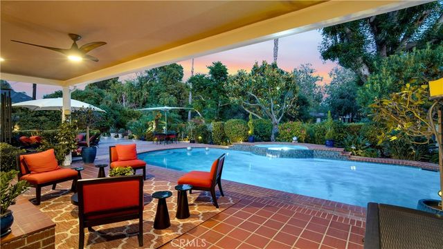 936 W River Lane, Santa Ana, CA 92706
