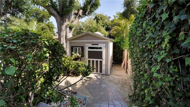 936 W River Lane, Santa Ana, CA 92706