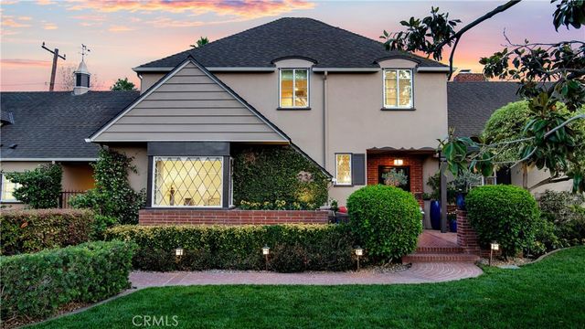 936 W River Lane, Santa Ana, CA 92706