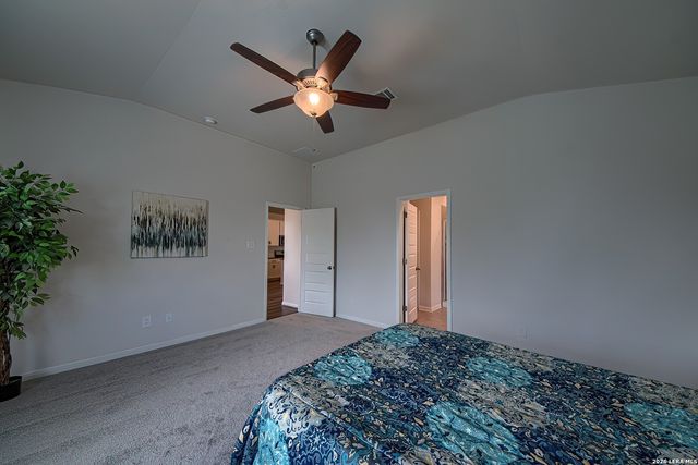 4939 Ranahan Pass, St Hedwig, TX 78152