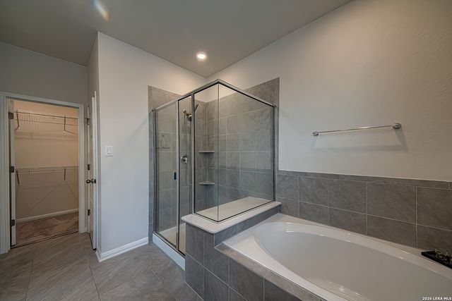 4939 Ranahan Pass, St Hedwig, TX 78152