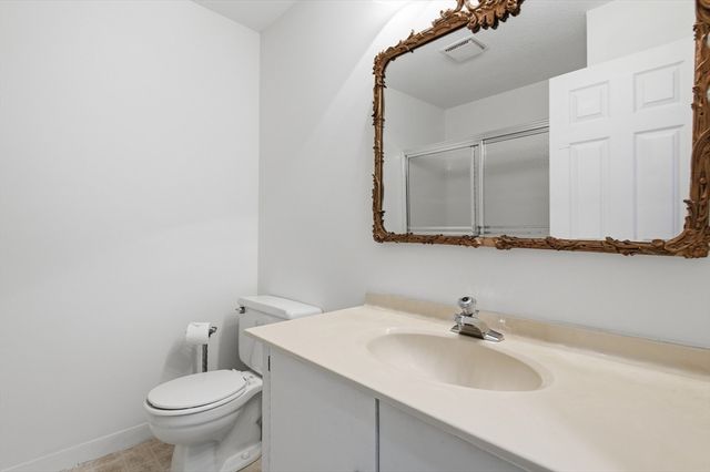 235 Seaward 235, Falmouth, MA 02540