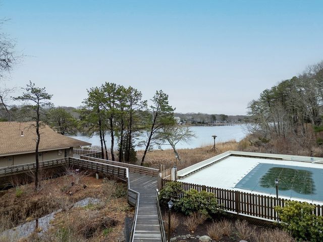 235 Seaward 235, Falmouth, MA 02540