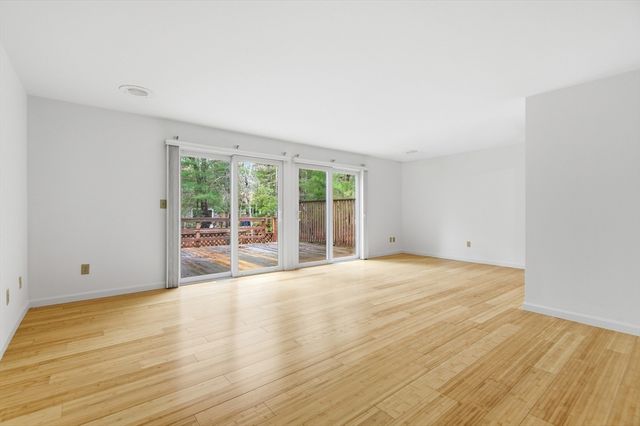 235 Seaward 235, Falmouth, MA 02540