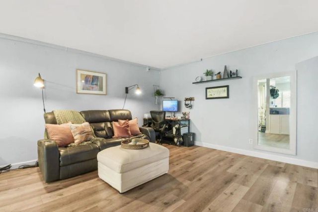 7504 Parkway Dr 100, La Mesa, CA 91942