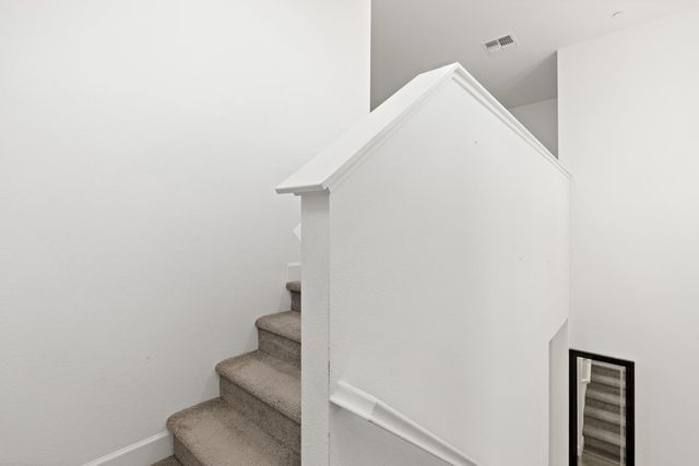 2302 Raphael Way, Lodi, CA 95242