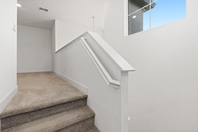 2302 Raphael Way, Lodi, CA 95242