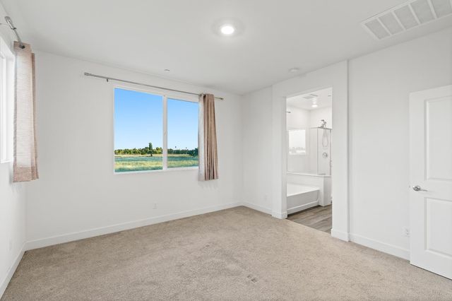 2302 Raphael Way, Lodi, CA 95242