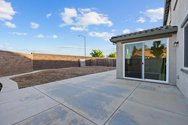 2302 Raphael Way, Lodi, CA 95242
