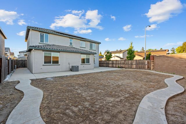 2302 Raphael Way, Lodi, CA 95242