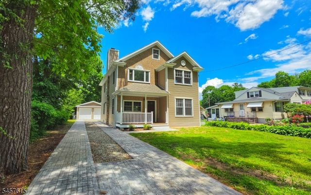 27 Forest Rd, Mount Olive Twp., NJ 07828