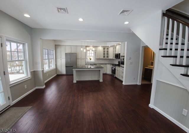 27 Forest Rd, Mount Olive Twp., NJ 07828
