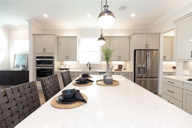 115 High Point Drive, Hoschton, GA 30548