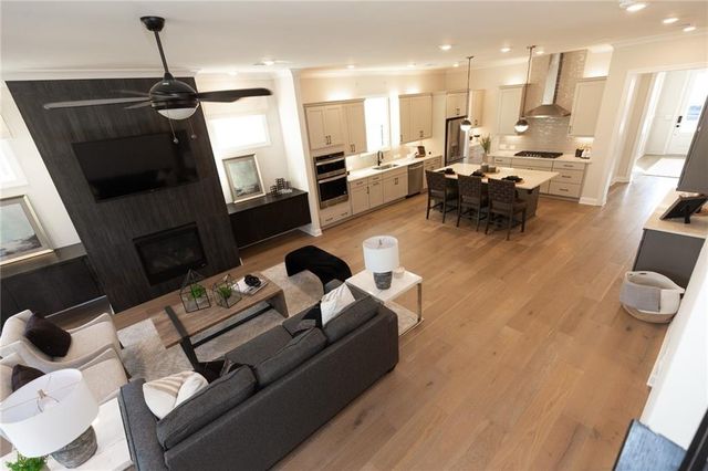 115 High Point Drive, Hoschton, GA 30548