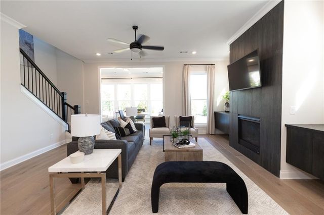 115 High Point Drive, Hoschton, GA 30548