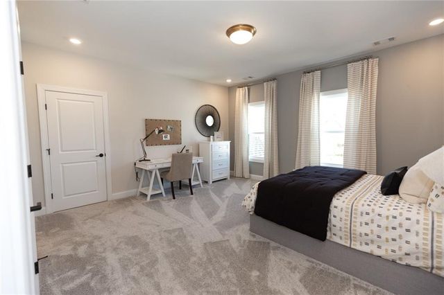 115 High Point Drive, Hoschton, GA 30548