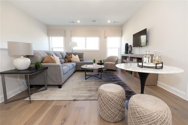 115 High Point Drive, Hoschton, GA 30548