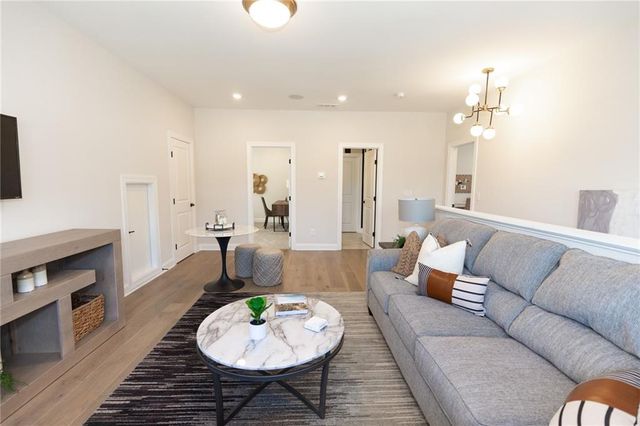 115 High Point Drive, Hoschton, GA 30548