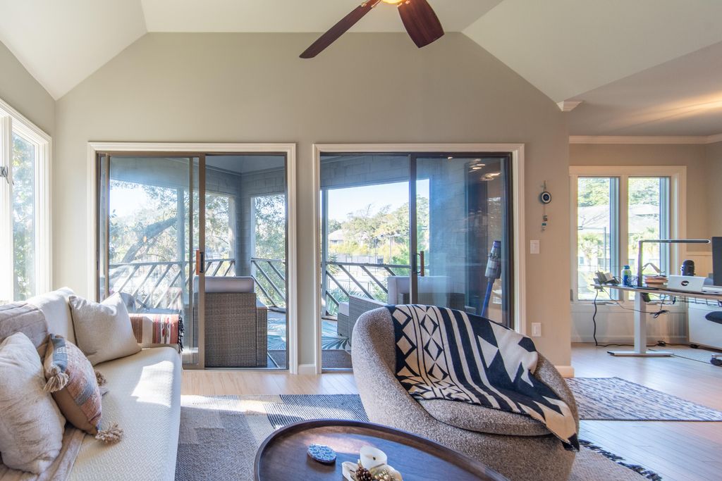 Image 6 of property listing at 4740 Tennis Club Lane, Kiawah Island, SC 29455