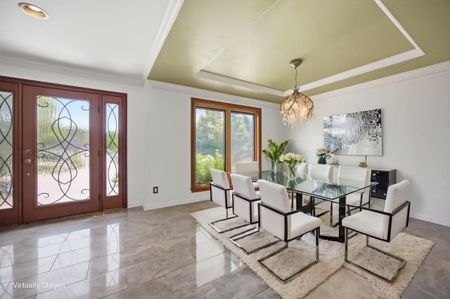 2233 Wilmington Lane, Lexington, KY 40513