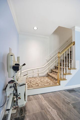 2233 Wilmington Lane, Lexington, KY 40513