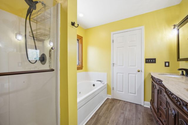 2233 Wilmington Lane, Lexington, KY 40513