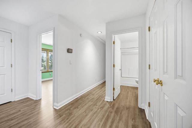 2233 Wilmington Lane, Lexington, KY 40513