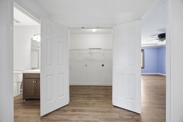 2233 Wilmington Lane, Lexington, KY 40513