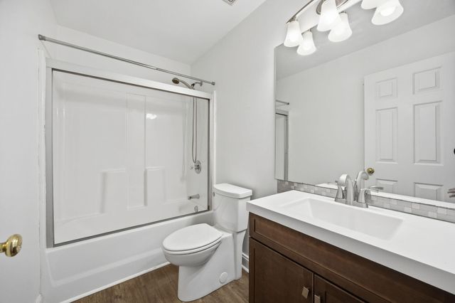 2233 Wilmington Lane, Lexington, KY 40513