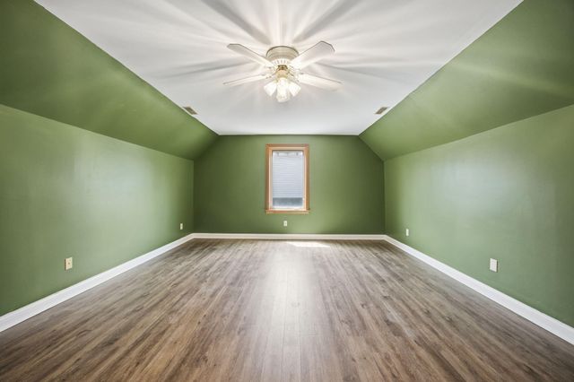 2233 Wilmington Lane, Lexington, KY 40513