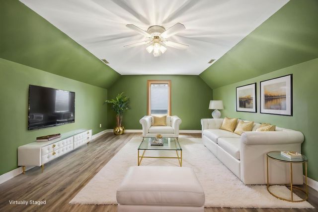 2233 Wilmington Lane, Lexington, KY 40513