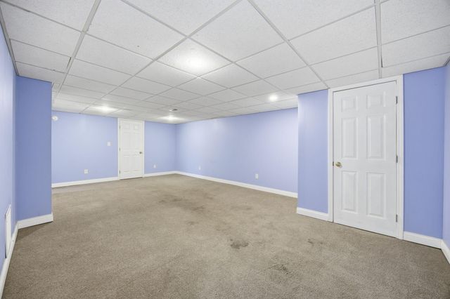 2233 Wilmington Lane, Lexington, KY 40513