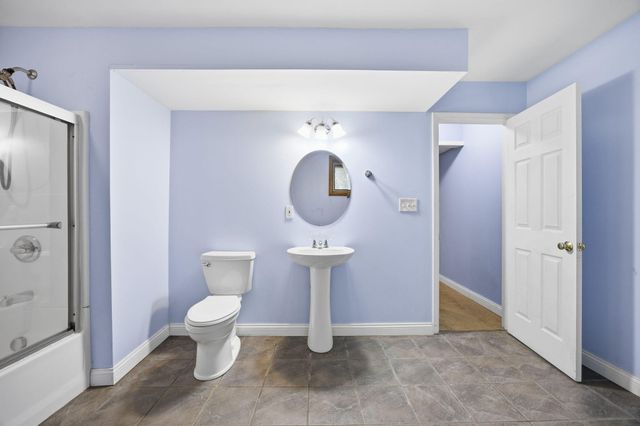 2233 Wilmington Lane, Lexington, KY 40513